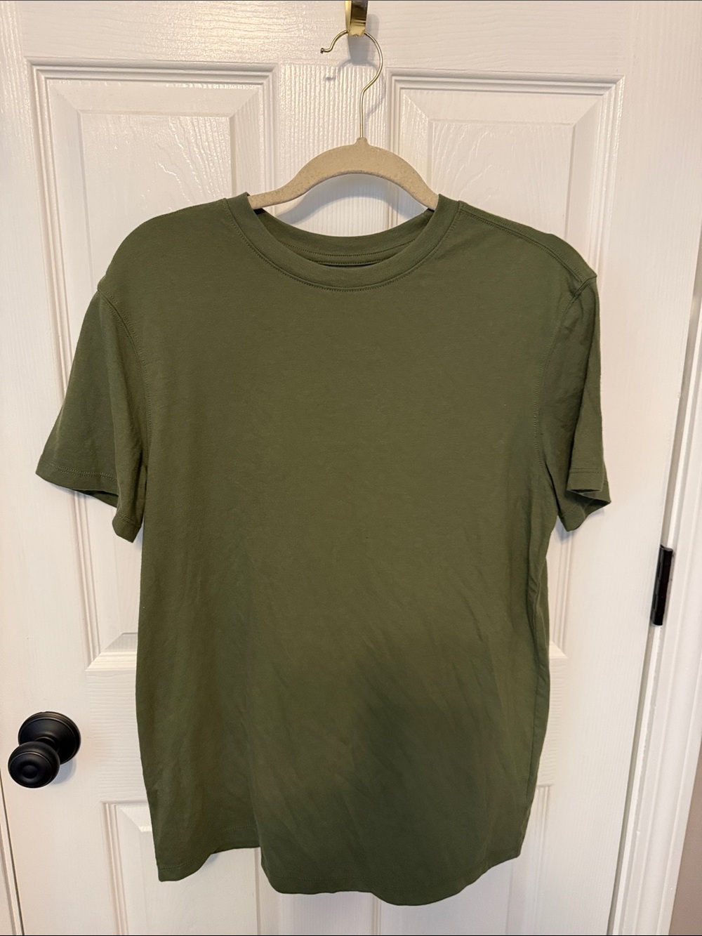 Classic Olive Crewneck T-Shirt - Men